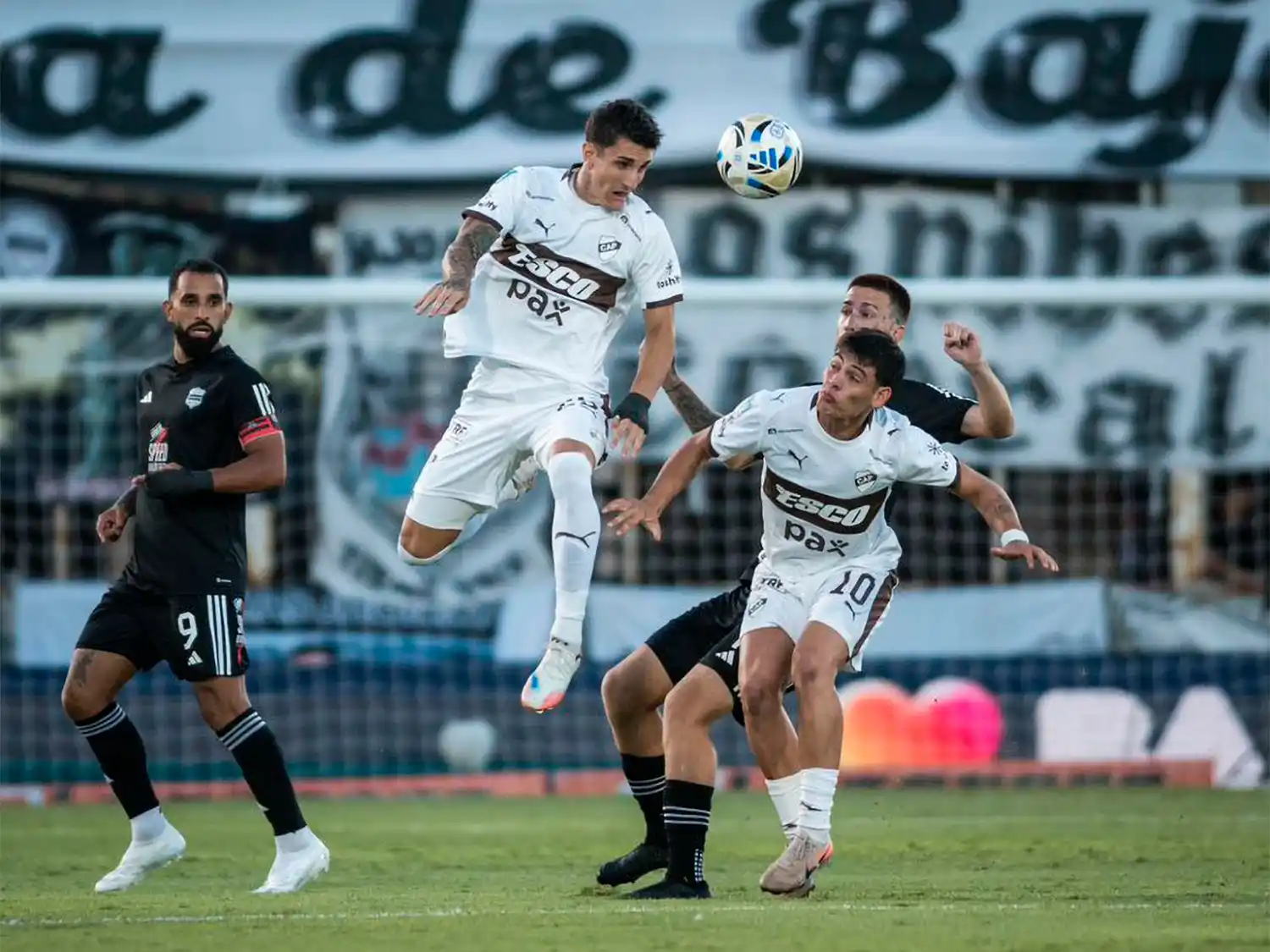 Platense y Riestra, en cero