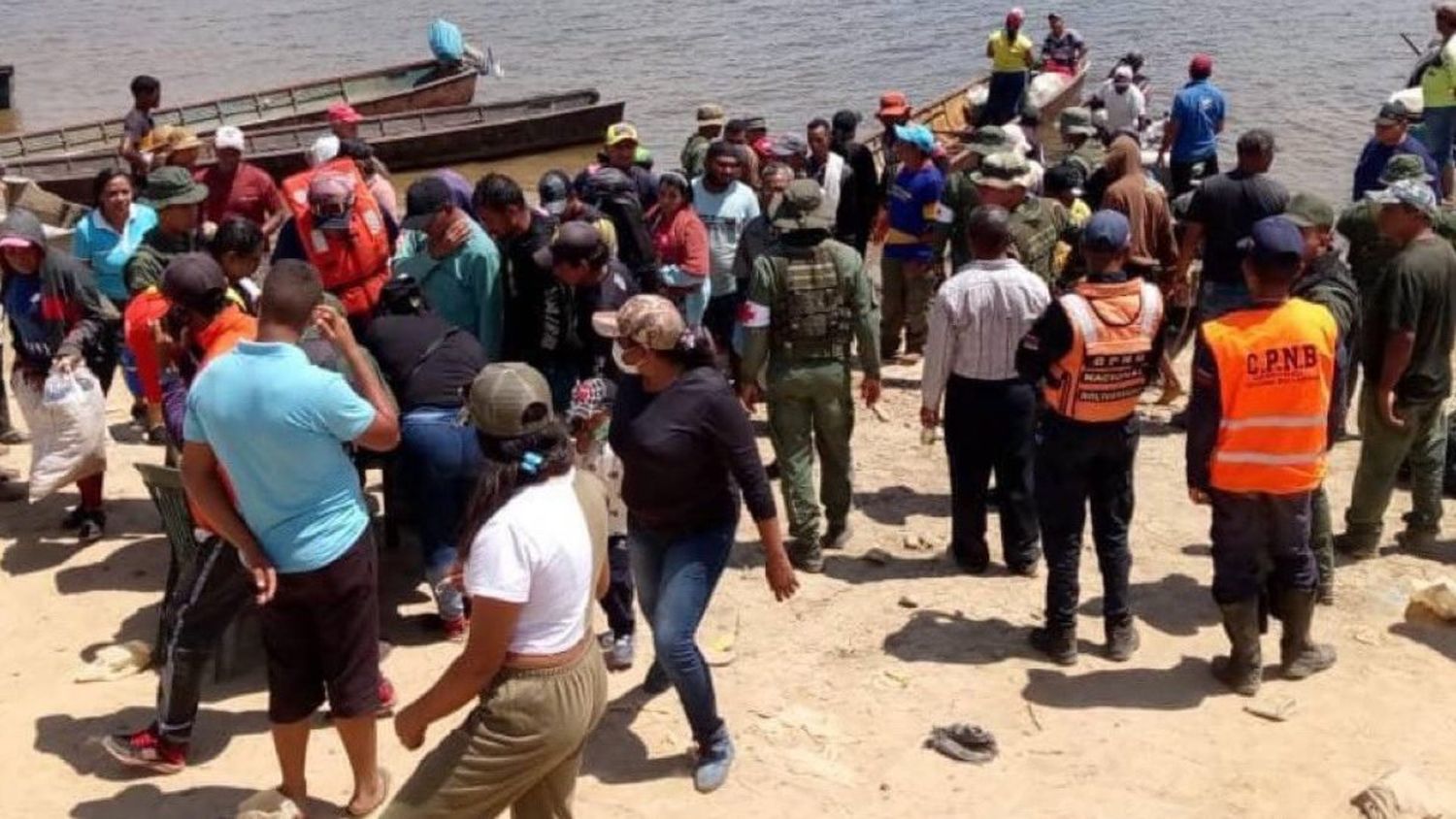 FANB contabiliza más de 1.500 evacuados en mina Bulla Loca, cifra de afectados permanece en 16 muertos y 36 heridos