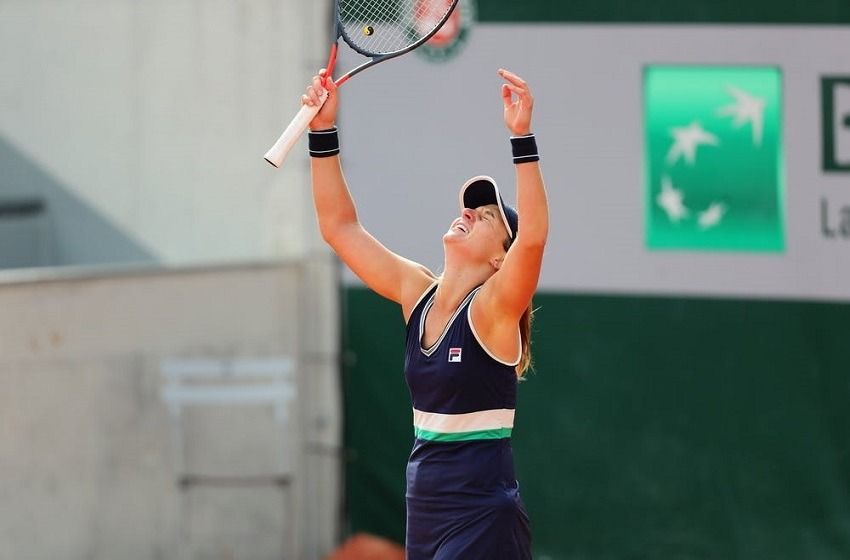 Imparable: Nadia Podoroska logró otro gran triunfo y está en octavos de final de Roland Garros