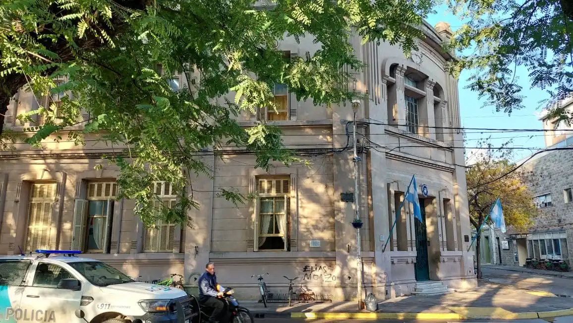 Directora golpeada: qué dijo la Jefa Distrital sobre el violento episodio