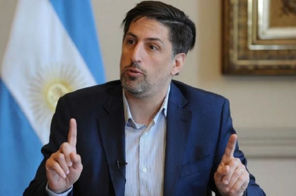 Trotta señaló que es irresponsable generar incertidumbre en las familias