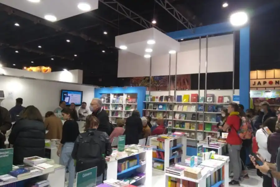 La Feria del Libro recibió 1.324.500 visitantes y fue la más exitosa de su historia