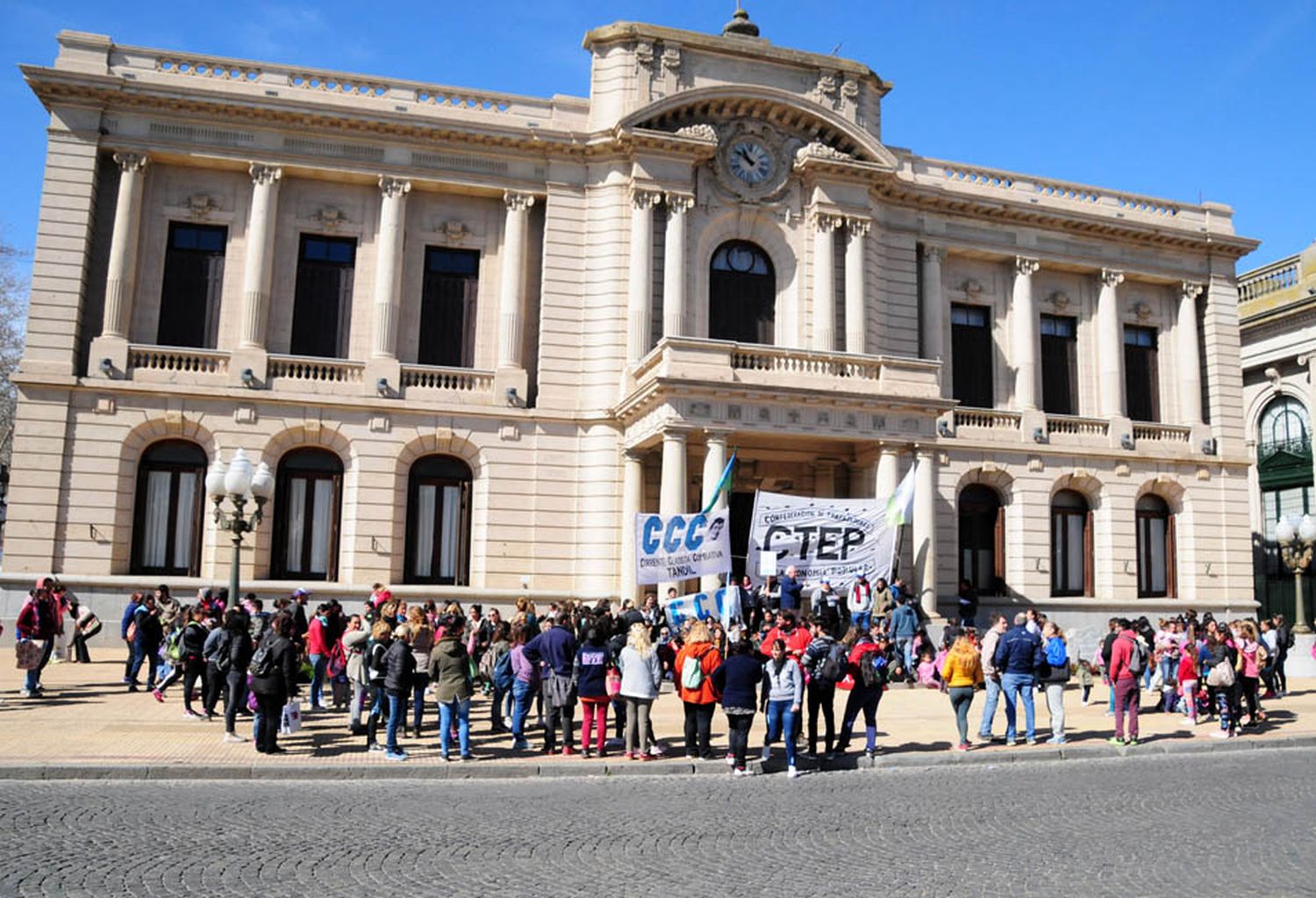 Movimientos sociales renovaron el reclamo por la emergencia alimentaria