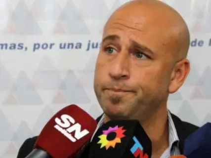 Condenaron a 9 años de cárcel al ex fiscal regional de Rosario Patricio Serjal.