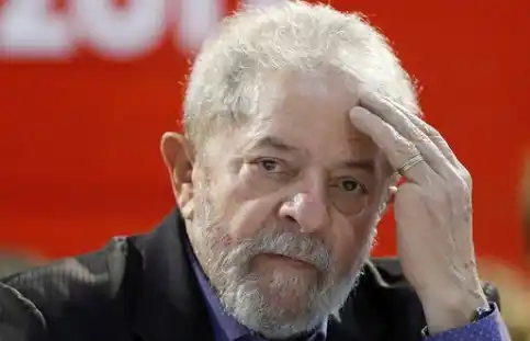 Con fallo dividido, la Corte de Brasil resolvió que Lula puede ir a prisión