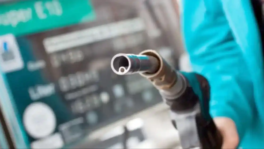 Se viene un nuevo aumento en los combustibles en todo el país