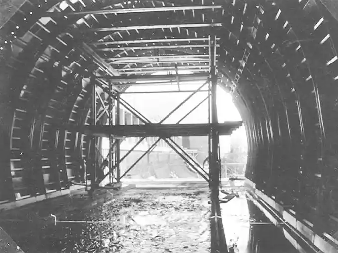 El túnel subfluvial, entre la historia y la polémica: ¿HAY UNA “HUELLA NAZI”?