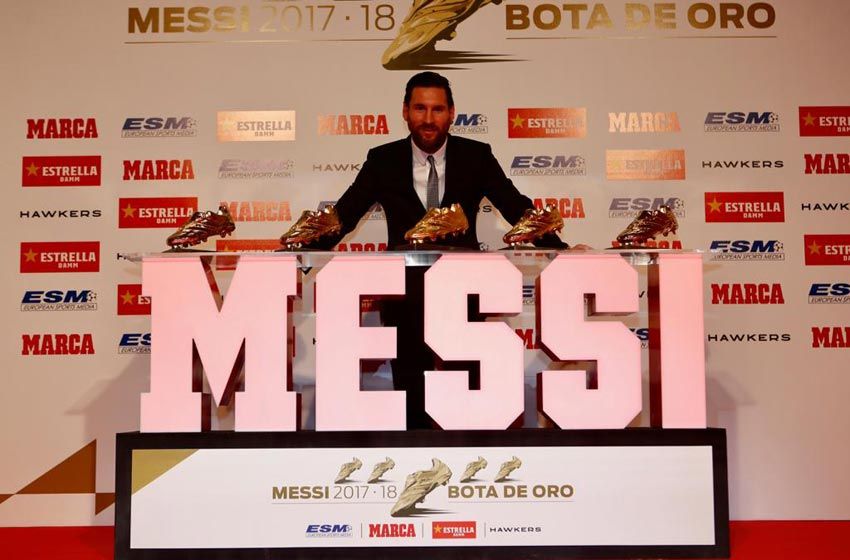 ¡Ya no entran en las vitrinas! Messi recibió su quinta Bota de Oro