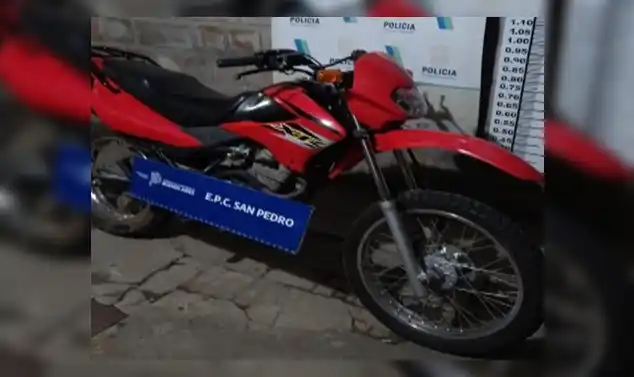 Encontraron una moto robada: la abandonaron en la vía pública