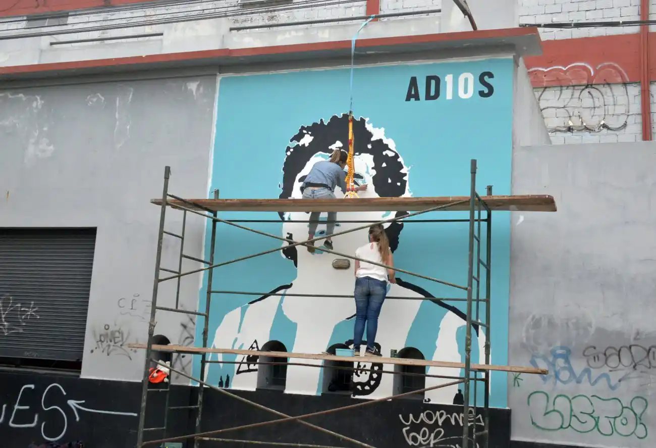 El homenaje de Santamarina a Diego Armando Maradona