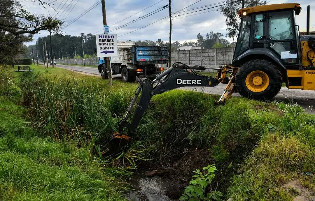 Crecida del Paraná: Escobar refuerza las obras hidráulicas y se prepara ante una posible suba del agua