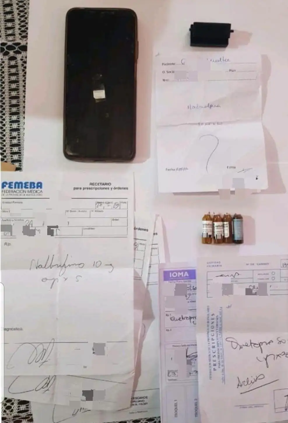 La irregularidad fue detectada cuando se intentó comprar Nalbufina, un medicamento que requiere prescripción médica obligatoria, utilizando un formulario que presentaba datos falsificados.