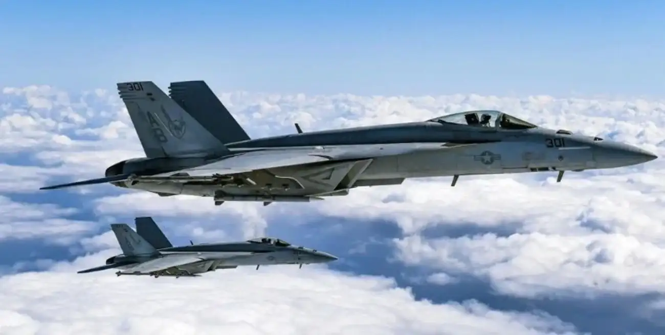 Estados Unidos anunció la pérdida de un avión en Irak y desplegó un operativo de rescate.