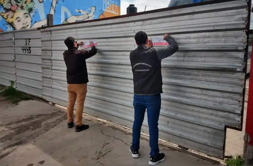 Clausuraron una playa de estacionamiento en Estación Norte 