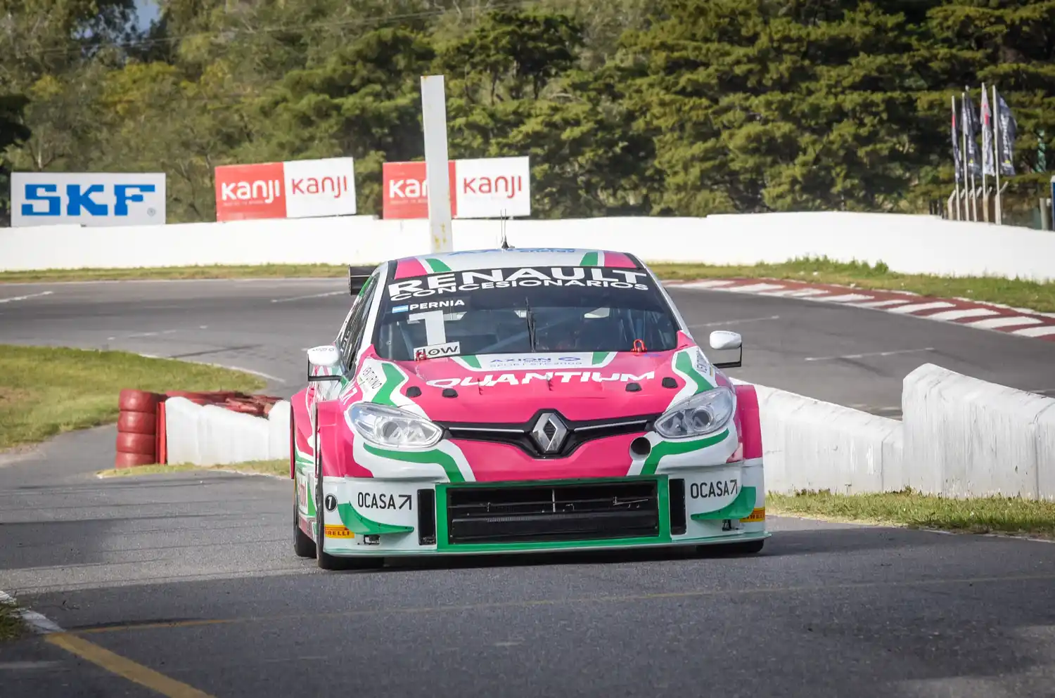 Leonel Pernía también fue el dominador en Alta Gracia