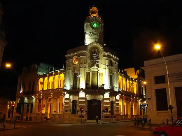 Pondrán en valor el histórico reloj del Palacio Municipal de Paraná