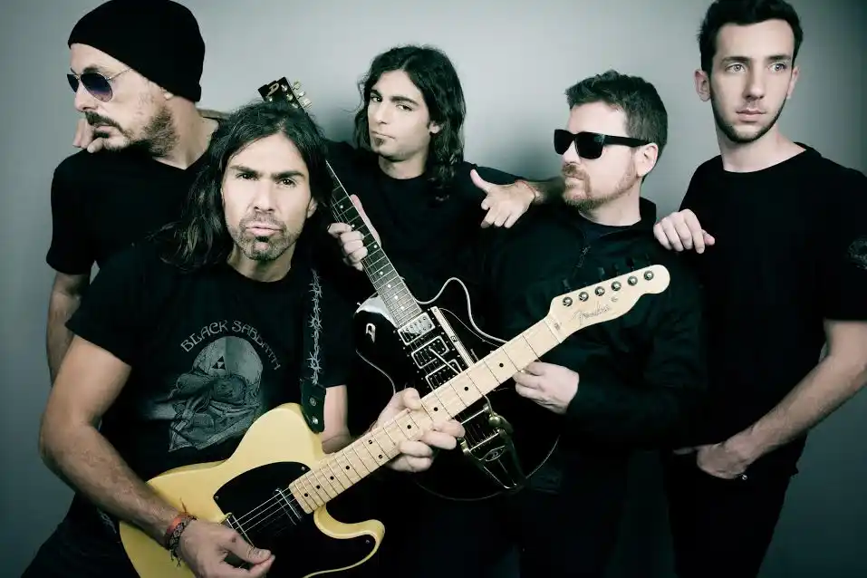 La Mancha de Rolando festeja los 25 años en una noche