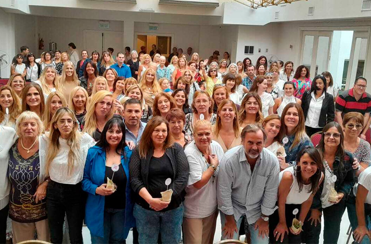 "La mujer y la política hacia el 2023" un encuentro del PRO Mujeres de la región