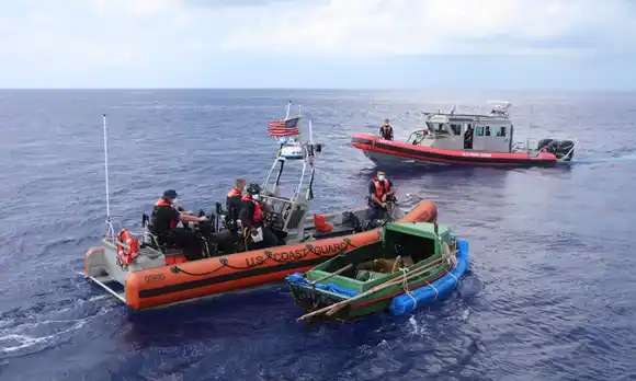 “Hacen una misión casi suicida”: balseros huyen de Cuba