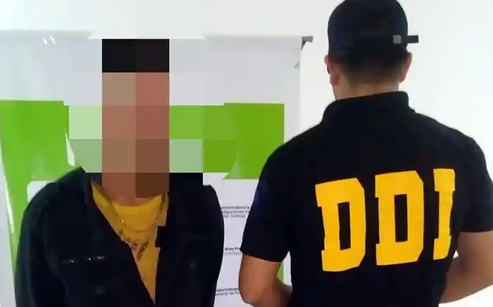 Se negó a respetar una restricción de acercamiento y fue detenido