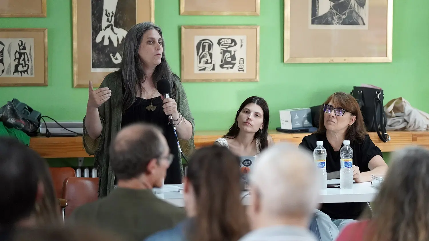 En el Centro Cultural. La investigadora Natalia Mazzía explicó de qué se trata el repositorio digital