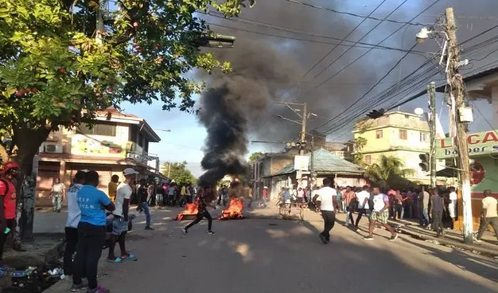 ¡PROTESTAS Y SECUESTROS! Primer Ministro de Haití pide a bandas armadas que cesen hostilidades