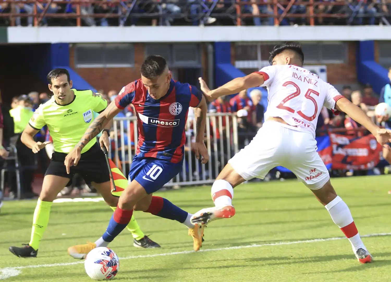 Centurión quiere escaparse de Ibáñez.