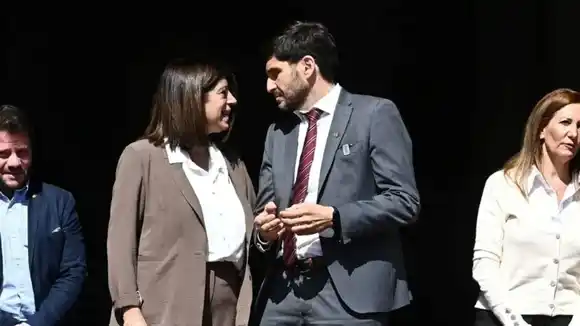 Pullaro y García preocupados por la injerencia de Trump en la campaña