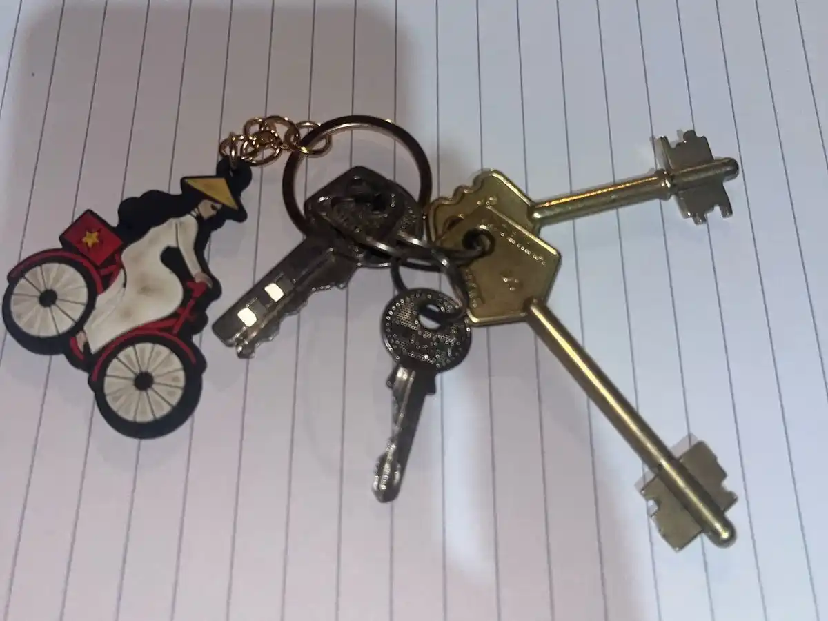 Encontraron llaves en Colón y Sarmiento