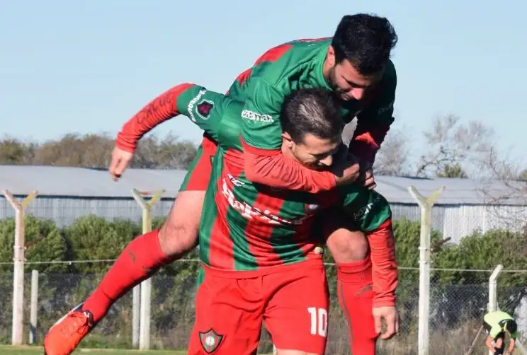 Círculo invicto y con goleador