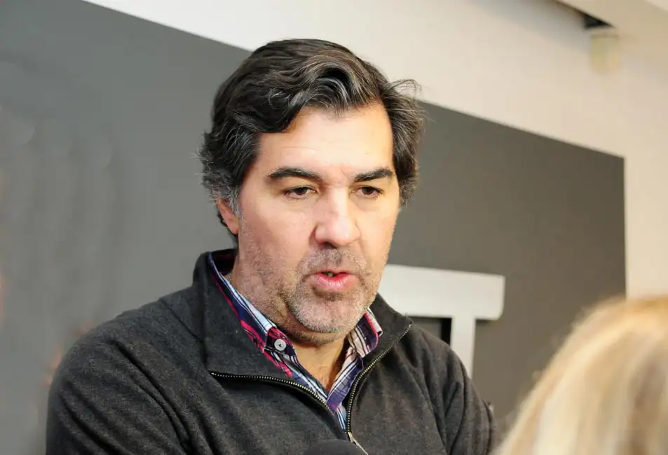Para Usandizaga "llama la atención" la presentación de la lista de Almenta