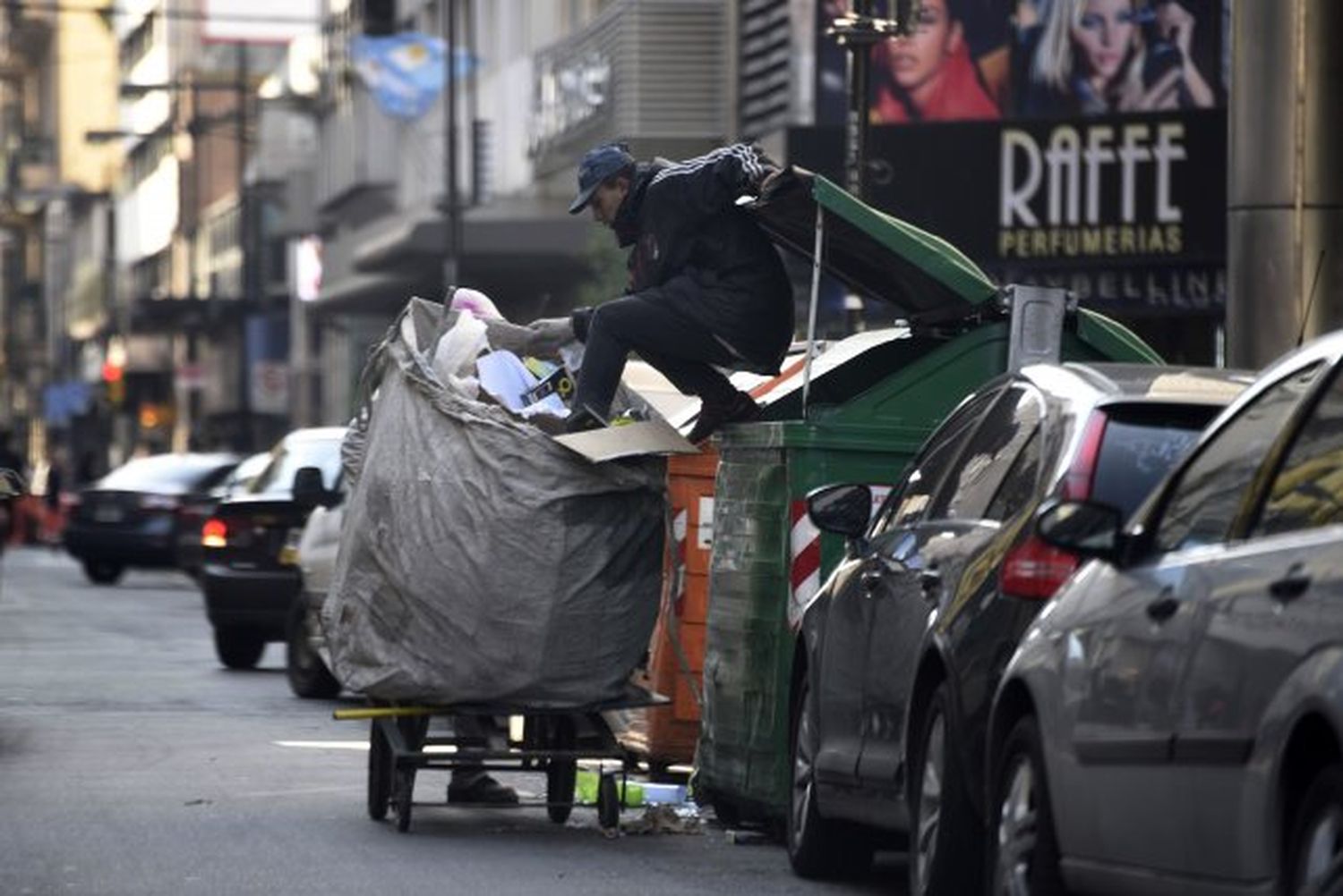 Un millón y medio más de pobres que en 2015