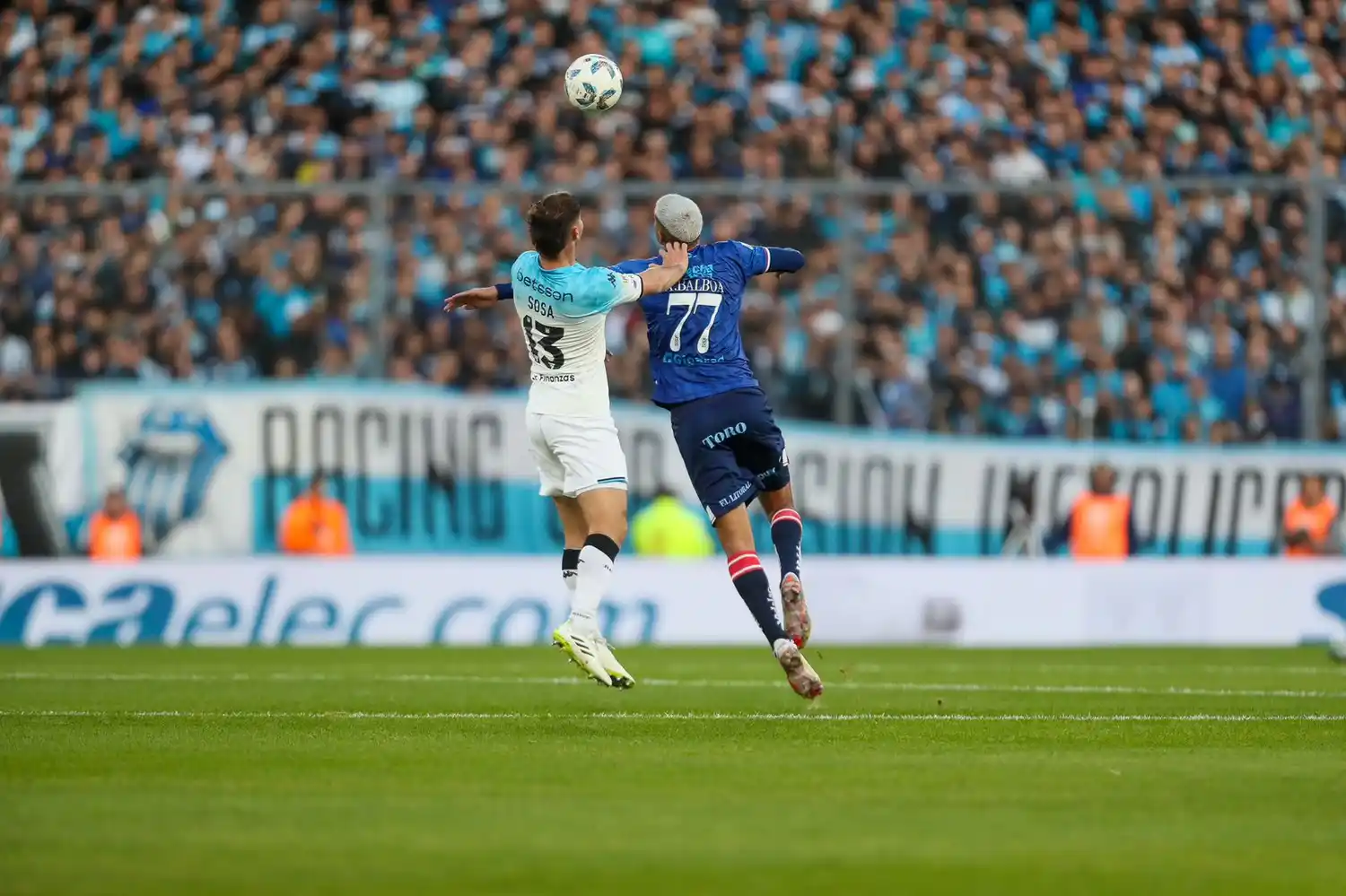 Racing lo sacó adelante