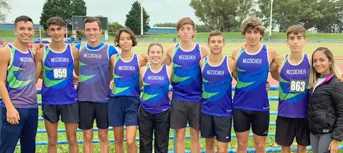 Atletas en el Provincial de mayores