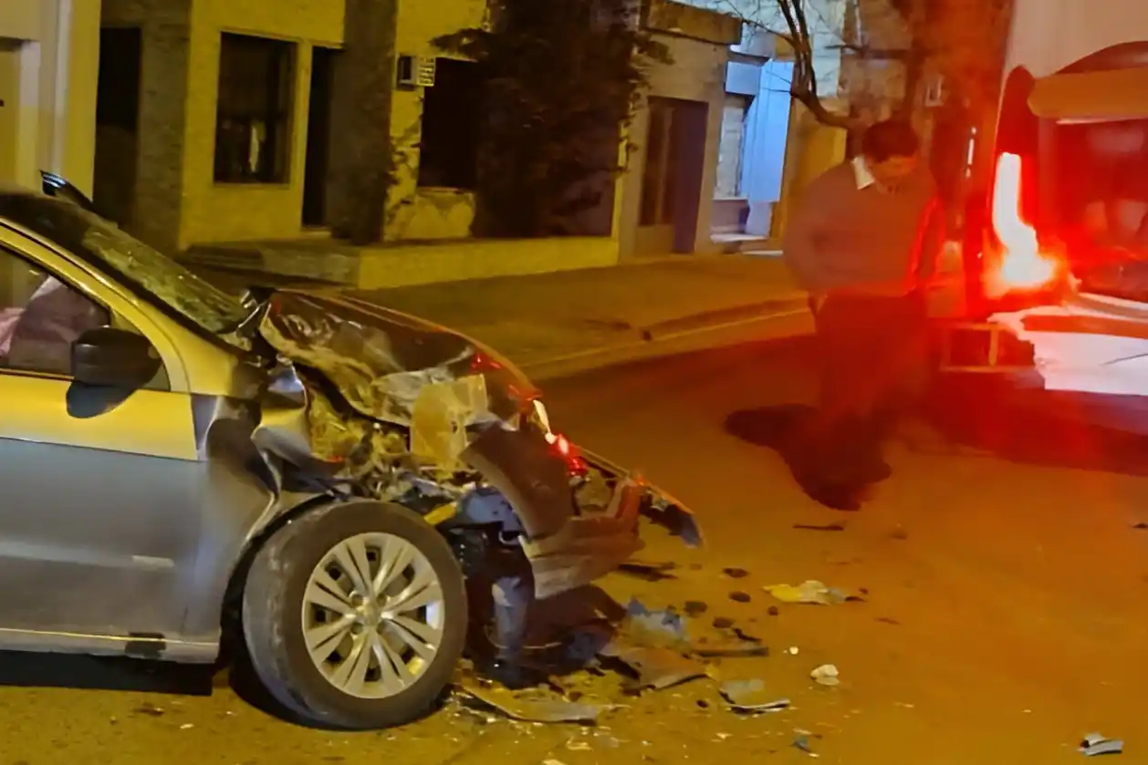 choque comisario hugo prado gol master bus