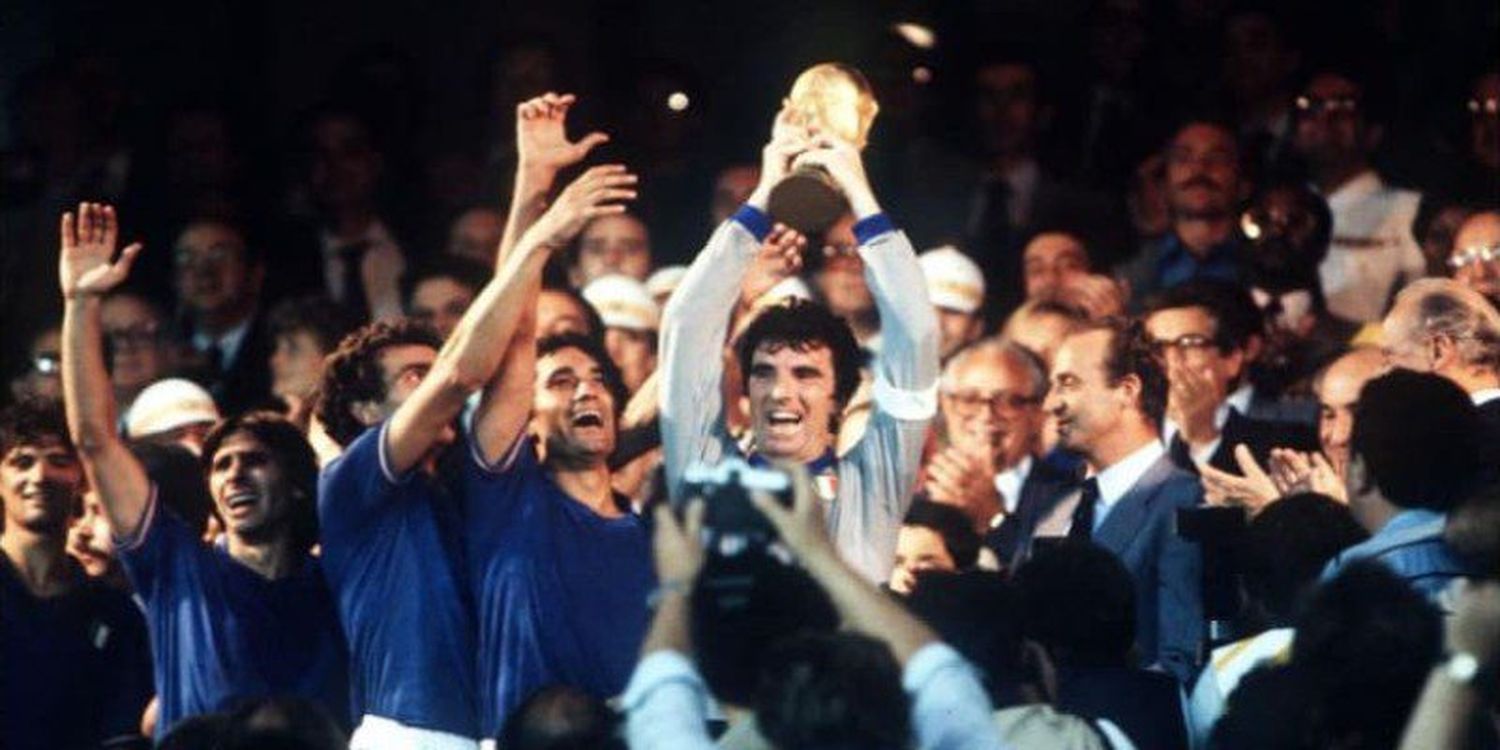 MUERE Paolo Rossi, héroe italiano de España ’82