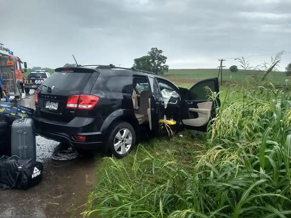 Fallece una persona al chocar frontalmente dos vehículos crossover
