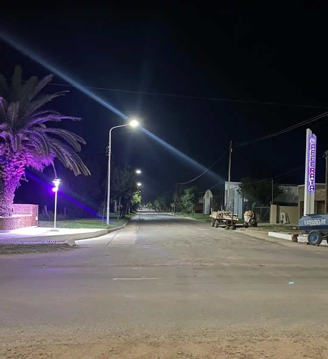 Las flamantes luces led se encendieron en la localidad.