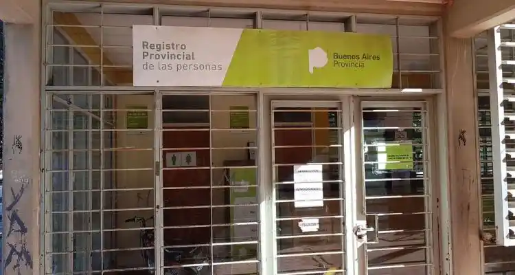 Se iba a casar el viernes, pero el Registro Civil suspendió todos los trámites por la pandemia de coronavirus