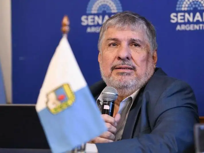 Senadores del Norte Grande avanzan con
un proyecto para bajar las tarifas de luz