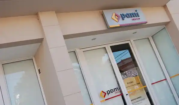 Crisis en PAMI: Cassinotti recibe a los concejales de Cambiemos