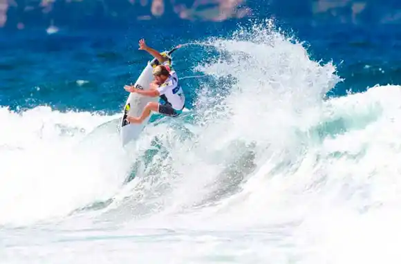 Fernando Aguerre: 'Volveremos a las olas pronto, ahora es el momento de cuidarnos el uno al otro"