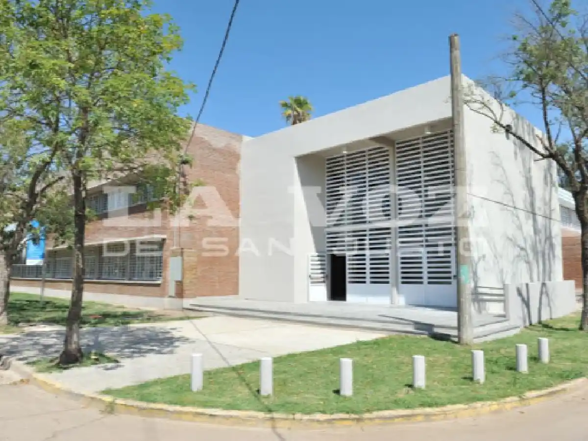 Frontera: roban en escuela a metros de la policía