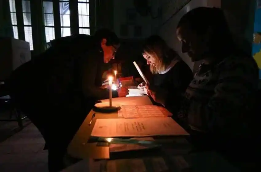 Elección inédita: el apagón, el protagonista que se coló en las votaciones provinciales