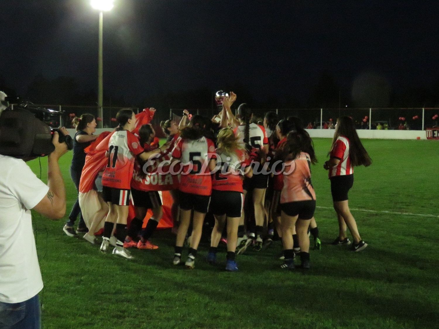 Festejo. De Sportivo que se coronó campeón