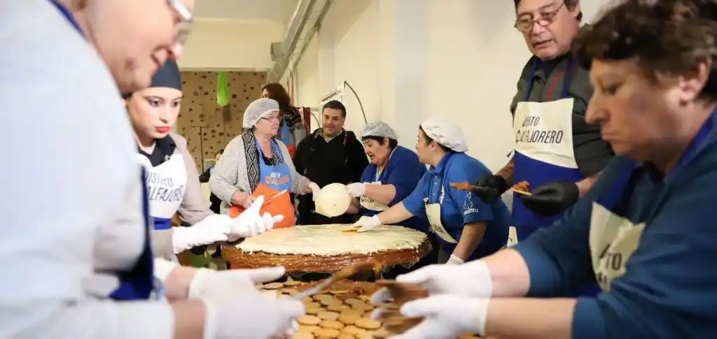 Comienza la cuarta Fiesta del Alfajor Costero en San Bernardo