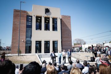 Kicillof inauguró la Casa de la Provincia en Ranchos: “El domingo el pueblo bonaerense le dijo que no a la motosierra"