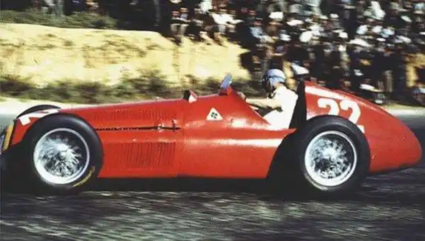 A 65 años del primer título mundial de Juan Manuel Fangio
