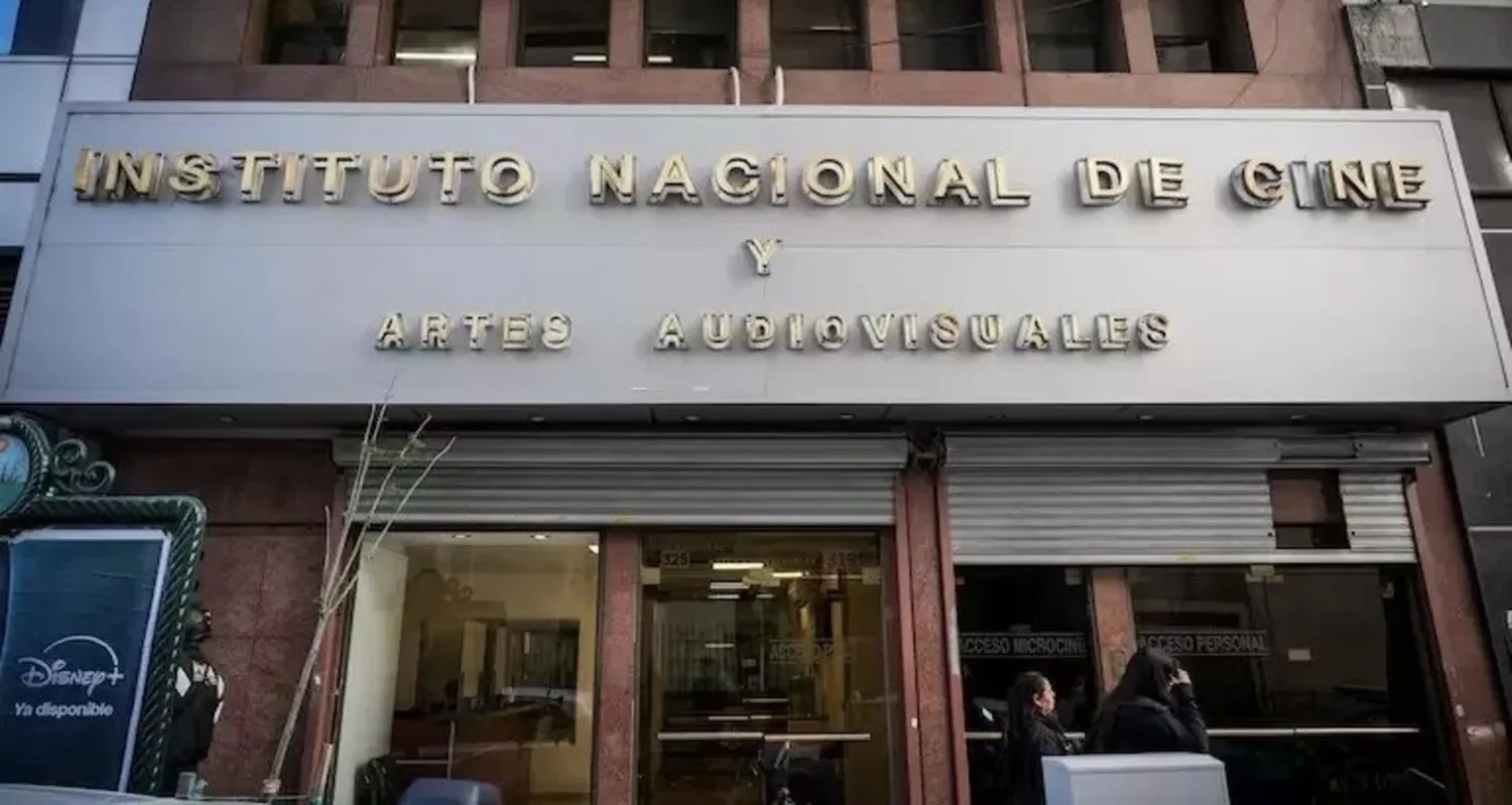 Recortes por "exceso de personal" según el propio gobierno nacional.