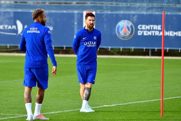 Messi será titular en el Parque de los Príncipes.